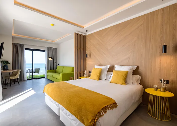 Occidental Roca Negra - Adults Only