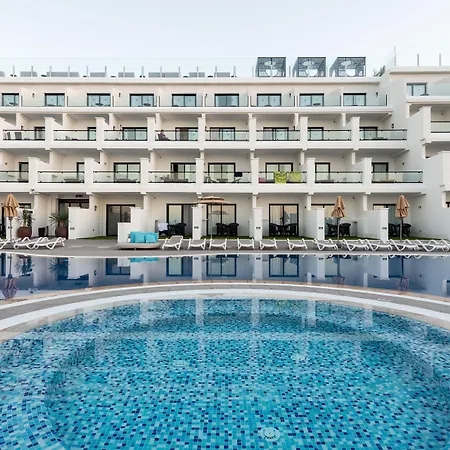 Occidental Roca Negra - Adults Only